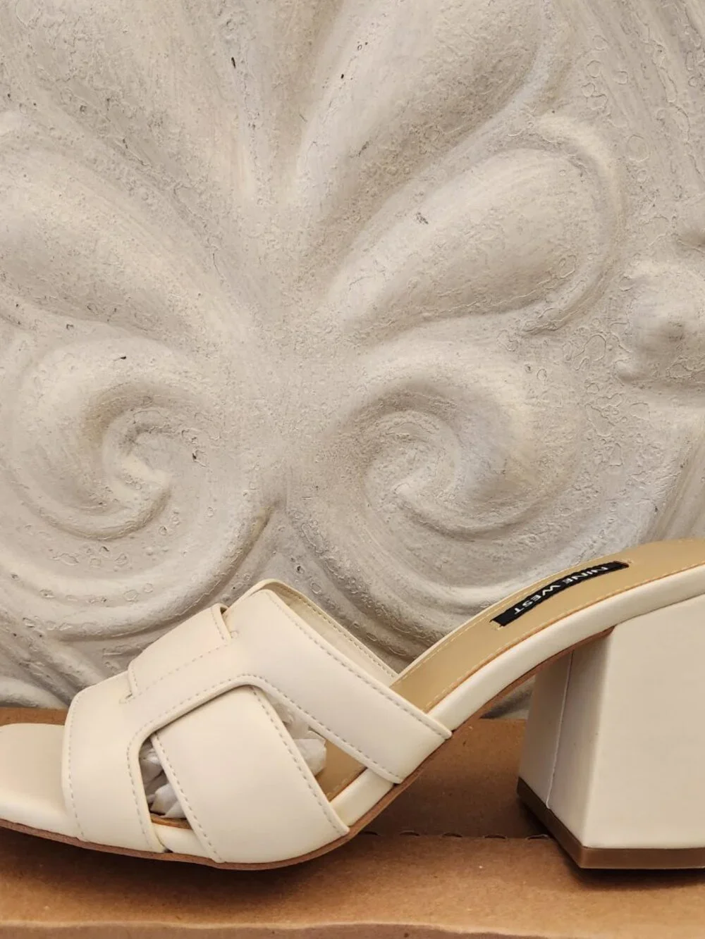 Nine West 